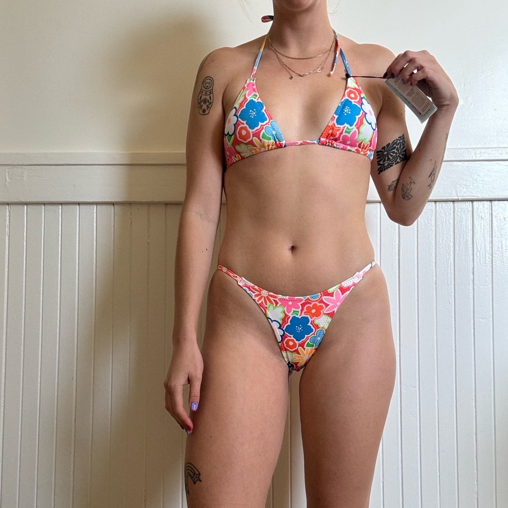 Oneone bikini - Picture 3 of 3